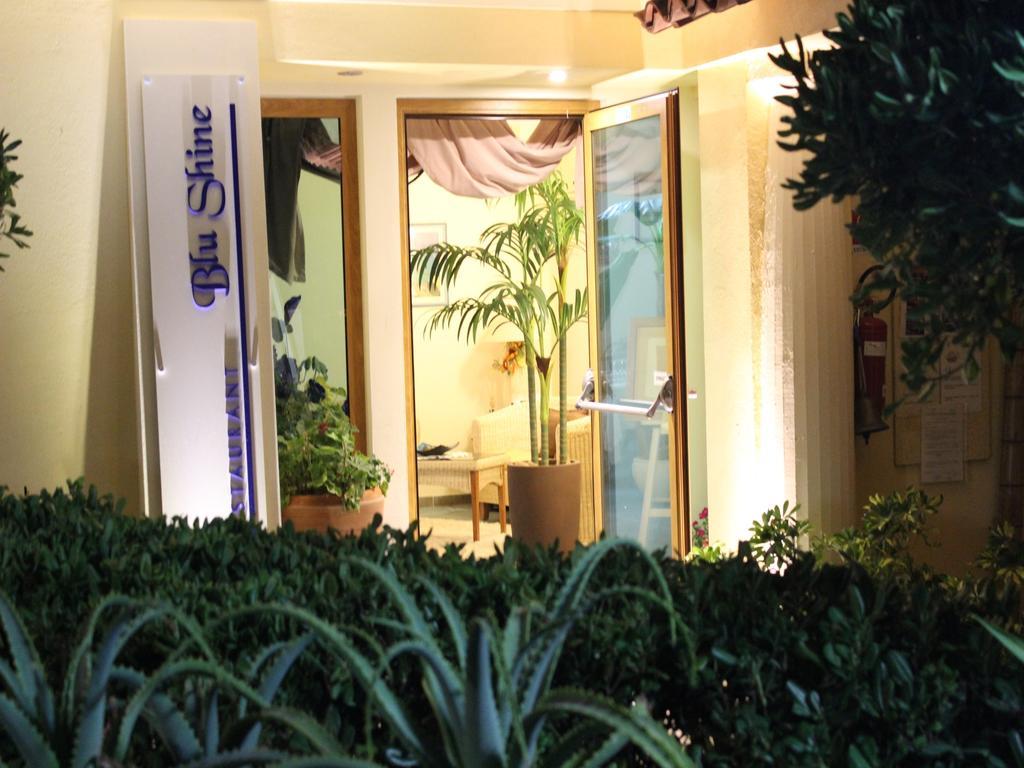 Blu Tropical Hotel Zambrone Exterior foto